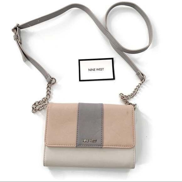 Nine West Handbags - Nine West mini handbag